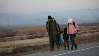 Selon les médias turcs, des groupes de migrants se dirigeaient vendredi 28 février en direction de la frontière avec la Grèce dans l'ouest de la Turquie.


