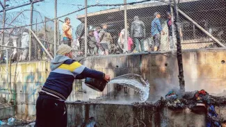 190 migrants retrouvés à bord d’un navire échoué en Grèce 190 migrants retrouvés à bord d’un navire échoué en Grèce.