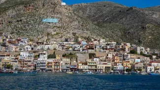 Sur l’île grecque de Kalymnos, la menace turque est omniprésente Sur l’île grecque de Kalymnos, la menace turque est omniprésente.