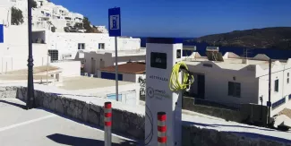 La compagnie d’électricité grecque connaît une privatisation houleuse La compagnie d’électricité grecque connaît une privatisation houleuse.