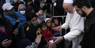 En Grèce, migrants et passeurs empruntent des routes plus périlleuses En Grèce, migrants et passeurs empruntent des routes plus périlleuses.