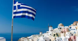 Grèce : «forte» croissance prévue en 2022 malgré une révision à la baisse, selon le FMI Selon le FMI a souligné, la croissance continuera d'être «forte» en Grèce en 2022 «malgré l'impact négatif de la guerre en Ukraine et la forte inflation». MatthewBird / stock.adobe.com
