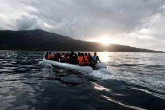 Grèce: sauvetage de plus d'une centaine de migrants en mer Egée.