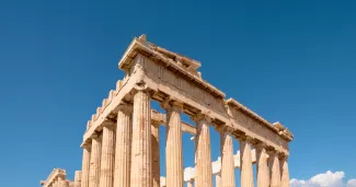Quand partir en Grèce ? Météo, activités, itinéraires… La meilleure période par région Ses vestiges antiques -ici l'Acropole d'Athènes-, ses îles (Cyclades, Dodécanèse) et son climat méditerranéen font de la Grèce une destination incontournable en Méditerranée. tilialucida / stock.adobe.com