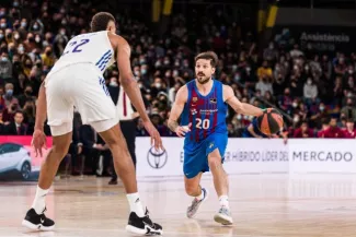 Basket : Barcelone termine 3e de l'Euroligue après son succès contre l'Olympiakos Les Barcelonais finissent bien leur Final Four d'Euroligue. (J. Borrego/Presse Sports)