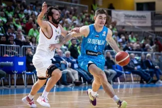 L'Espagne, la Slovénie et la Grèce qualifiées pour le Mondial 2023, la Turquie éliminée Ziga Samar et la Slovénie disputeront le Mondial 2023 où ils devraient pouvoir compter sur leur star Luka Doncic. (FIBA)