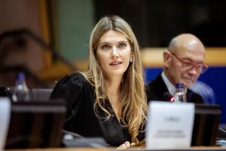 Soupçons de corruption du Qatar: Eva Kaili, vice-présidente du Parlement européen expulsée de son parti grec Soupçons de corruption du Qatar: Eva Kaili, vice-présidente du Parlement européen expulsée de son parti grec.