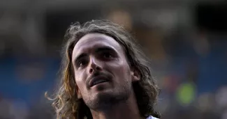 Tsitsipas pour une grande première, une revanche et la place de numéro un mondial Tsitsipas pour une grande première, une revanche et la place de numéro un mondial.