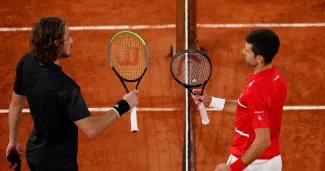 Open d'Australie : les 5 meilleurs matchs de Tsitsipas contre Djokovic Open d'Australie : les 5 meilleurs matchs de Tsitsipas contre Djokovic.