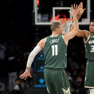 15e victoire de suite pour Milwaukee, vainqueur de Brooklyn, Giannis Antetokounmpo de retour 15e victoire de suite pour Milwaukee, vainqueur de Brooklyn, Giannis Antetokounmpo de retour.