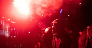 En Grèce, des larmes à la rage après l’accident de train Manifestation à Thessalonique, 4 mars 2023. — © IMAGO/Thanasis Elmazis