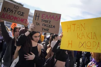 Grève et manifestations en Grèce: L’accident de train fait tanguer le gouvernement Mitsotakis Grève et manifestations en Grèce: L’accident de train fait tanguer le gouvernement Mitsotakis.