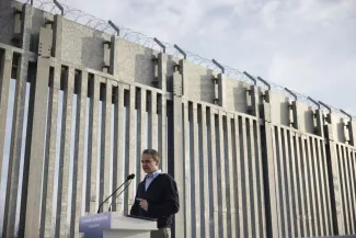 Dans la région frontalière de l’Evros, le premier ministre grec part à la conquête de l’électorat nationaliste Dans la région frontalière de l’Evros, le premier ministre grec part à la conquête de l’électorat nationaliste.