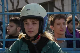 "Salade grecque": la nouvelle génération insoumise de "L’Auberge espagnole" "Salade grecque": la nouvelle génération insoumise de "L’Auberge espagnole".