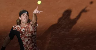 EN DIRECT - Roland-Garros : Tsitsipas en piste pour rejoindre Alcaraz, Svitolina se hisse en quarts EN DIRECT - Roland-Garros : Tsitsipas en piste pour rejoindre Alcaraz, Svitolina se hisse en quarts.