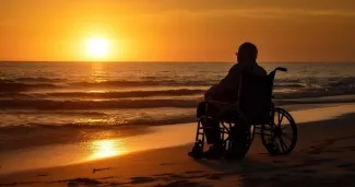 En Grèce, un nouveau dispositif facilite l'accès à la plage des personnes en situation de handicap En Grèce, un nouveau dispositif facilite l'accès à la plage des personnes en situation de handicap.