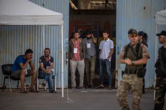 Tragédie au large de la Grèce: Le naufrage pourrait avoir fait des centaines de victimes Tragédie au large de la Grèce: Le naufrage pourrait avoir fait des centaines de victimes.
