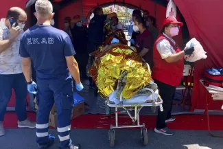 Grèce: des dizaines de migrants meurent noyés dans l'un des pires naufrages Grèce: des dizaines de migrants meurent noyés dans l'un des pires naufrages.