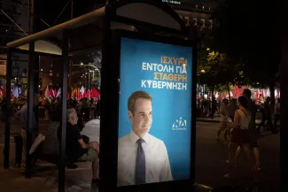 La Grèce fait sa mue numérique et laisse plus d’un quart de la population sur le bord de la route : "J’ai peur de ne pas y arriver, d’être ridicule".