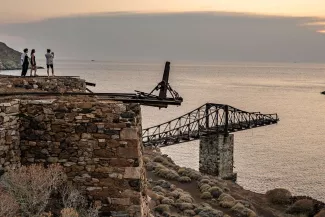 Sur les îles grecques, des touristes mais pas de médecins.