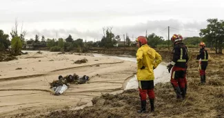 Météo : quel est ce «blocage en oméga» qui inonde Espagne et Grèce, mais fait transpirer la France ?
