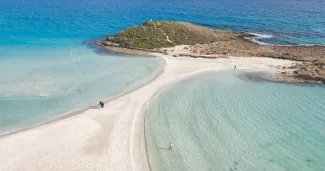 Qualité des eaux de baignade en Europe : Chypre en tête, la France à la traîne.