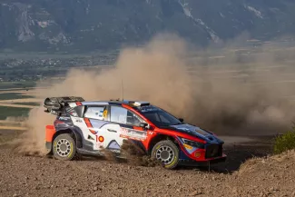 Tänak a accéléré ce samedi matin en Grèce. (Pascal Huit/Presse Sports)
