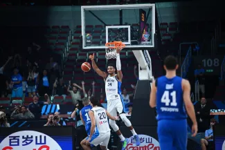 Giannis Antetokounmpo a porté la Grèce face à Israël en quarts de finale. (A. Réau/L'Équipe)