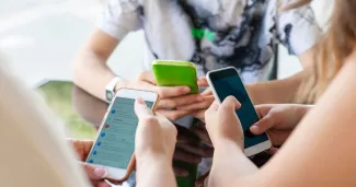 La Grèce emboîte le pas de plusieurs pays, dont l'Australie, l'Indonésie, la France et le Portugal.