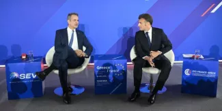 En visite dans la capitale grecque, le président français était accompagné d’une délégation d’entrepreneurs français intéressés par l’investissement dans un pays en pleine croissance.