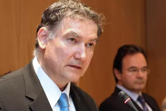 Andréas Georgiou, président de l’Autorité statistique grecque, au siège d’Elstat, à Athènes, le 22 juillet 2010