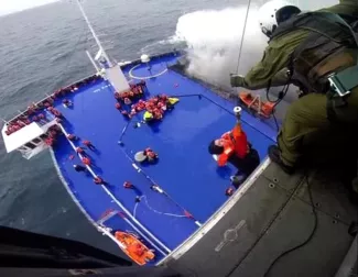 Incendie du «Norman Atlantic» : le bilan s'alourdit encore Incendie du «Norman Atlantic» : le bilan s'alourdit encore.