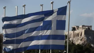 La question d'un effacement de la dette est relancée depuis qu'Alexis Tsipras, le leader du parti d'extrême gauche Syriza, en tête dans les sondages, réclame une restructuration unilatérale de la dette. Crédits photo : Petros Giannakouris/AP


