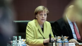 Berlin assure ne pas vouloir la sortie de l'euro de la Grèce Angela Merkel, mercredi 7 janvier, lors de son premier conseil des ministres de l'année. Crédits photo : Markus Schreiber/AP
