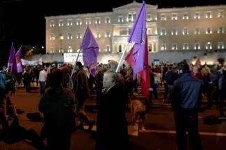 Grèce : «La première victime de la crise, c'est bien la démocratie» Grèce : «La première victime de la crise, c'est bien la démocratie».