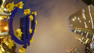 La gauche radicale grecque fait chuter l'euro à son plus bas niveau en 11 ans L'euro entraîne dans sa baisse le pétrole. Crédits photo : © Kai Pfaffenbach / Reuters/REUTERS