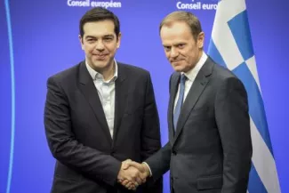 Le Premier ministre grec «prêt à négocier» avec l'UE pour trouver «une solution viable» Alexis Tsipras et Donald Tusk © DPA