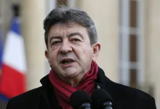 Jean-Luc Mélenchon veut rencontrer François Hollande au sujet de la Grèce Jean-Luc Melenchon le 9 janvier 2015 à l'Elysée à Paris (Photo Patrick Kovarik. AFP)