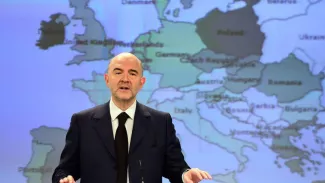 En Irlande, Espagne, Portugal et? Grèce, la croissance rebondit S'agissant de la Grèce, les experts de Bruxelles ont fait leurs calculs sans bien sûr savoir quelles mesures précises le nouveau gouvernement d'Alexis Tsipras mettra en ?uvre. Crédits photo : EMMANUEL DUNAND/AFP