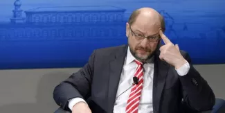 Schulz esquisse une piste pour qu'Athènes puisse se passer de la troïka Schulz esquisse une piste pour qu'Athènes puisse se passer de la troïka.