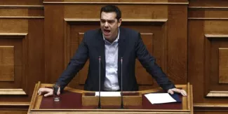 Grèce : Alexis Tsipras obtient la confiance des parlementaires Alexis Tsipras livrant son discours de politique générale devant le Parlement grec, mardi soir.