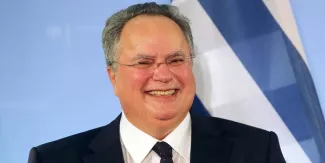 Réparations de guerre: Athènes propose un conseil des sages germano-grec Réparations de guerre: Athènes propose un conseil des sages germano-grec.