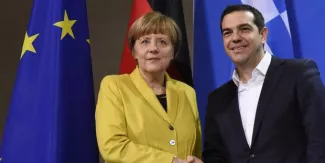 Tsipras et Merkel appellent à "dépasser les stéréotypes" en Europe Tsipras et Merkel appellent à "dépasser les stéréotypes" en Europe.