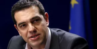 "Impossible" de rembourser les emprunts grecs sans aide, assure Tsipras Angela Merkel doit recevoir lundi 23 mars dans l'après-midi Alexis Tsipras. (Crédits : Reuters)