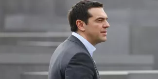 Grèce: pourquoi Alexis Tsipras pourrait dire "non" Alexis Tsipras est-il prêt à devenir le "Lula grec" comme le souhaiterait certains économistes? (Photo: Alexis Tsipras, à Berlin, le mardi 24 mars, visite le Mémorial de l'Holocauste.) (Crédits : Reuters)