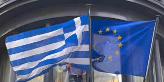 Georges Stathakis, le ministre grec de l'économie estime que "la pénurie de liquidités bancaires se résorbera dès que nous aurons convenu d'un accord avec nos partenaires européens".


