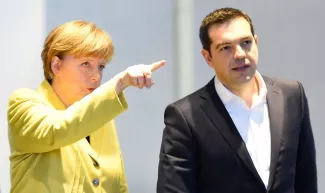 Aléxis Tsípras et Angela Merkel ont échangé à nouveau ce week-end, afin de jeter les bases d'un accord lors du sommet qui doit se tenir lundi soir à Bruxelles. - AFP


