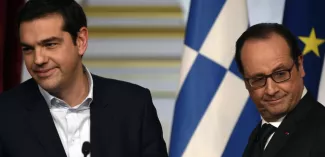Hollande, l'allié rêvé de Tsipras qui lui a fait faux bond François Hollande et Alexis Tsipras en février à Paris (MARTIN BUREAU/AFP)