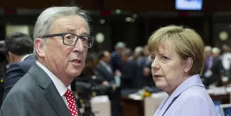 Juncker au peuple grec: Un non au référendum voudrait dire "non à l'Europe" Juncker au peuple grec: Un non au référendum voudrait dire "non à l'Europe".