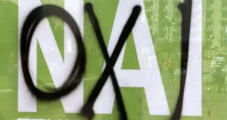 Référendum en Grèce : plongée chez les partisans du «?Non?» Les électeurs grecs doivent choisir dimanche entre «?Nai?» ou «?Oxi?» - Thanassis Stavrakis/AP/SIPA